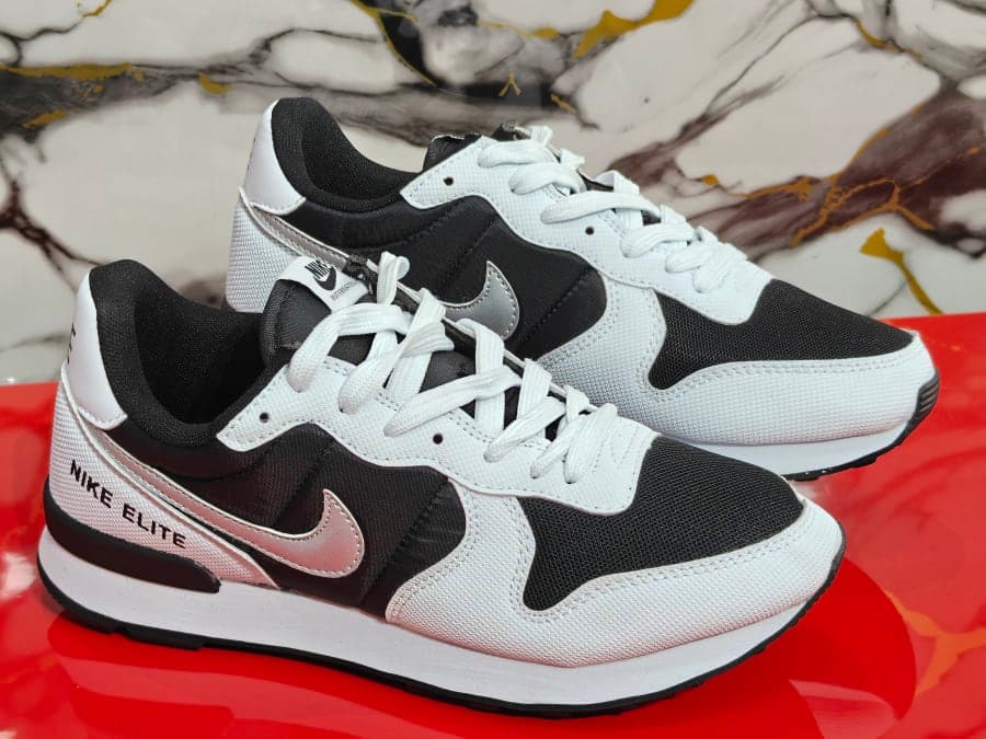 Nike Élite